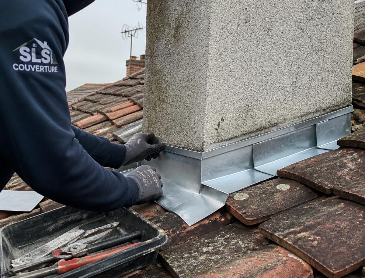 Inspection et réfection d'une souche de cheminée à Orthez par SLS Couverture